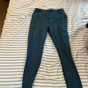 Skechers leggings. Size small. Never worn before.